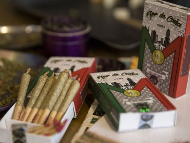 ¡Cigarros de marihuana! La primera cajetilla mexicana 100% artesanal y legal