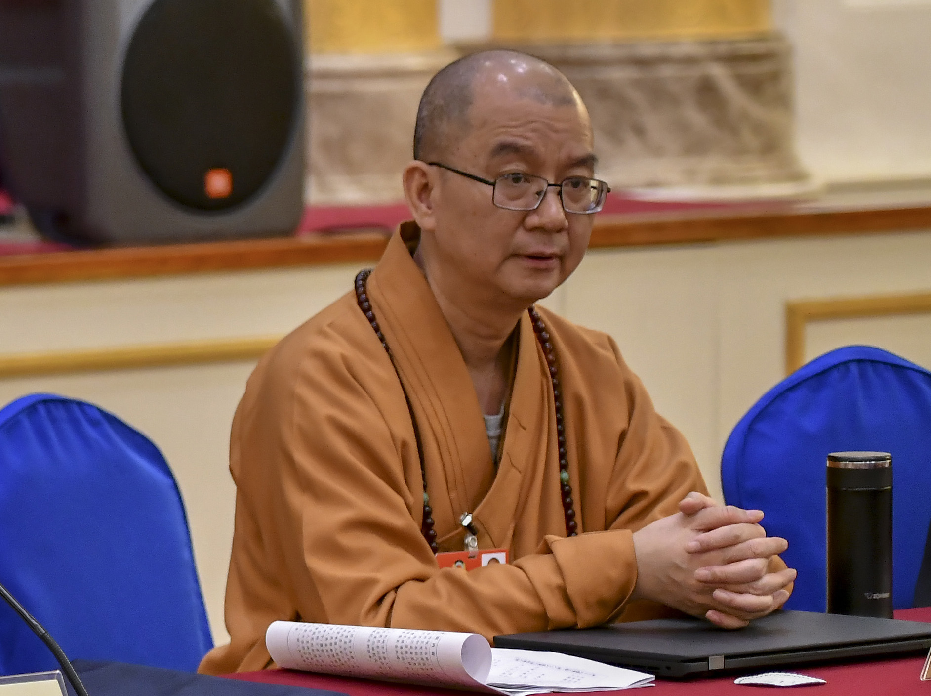 Reconocido monje budista renuncia tras acusaciones de abuso sexual