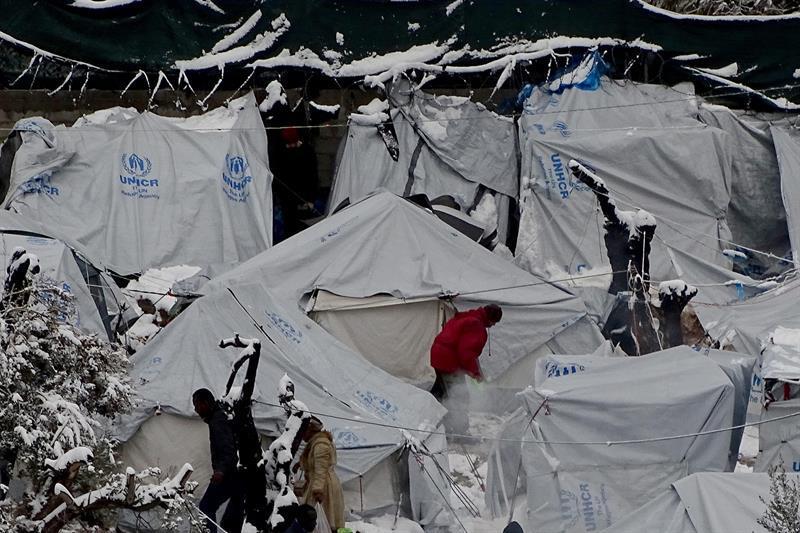 Niños han intentado suicidarse producto de la situación que se vive en un refugio en Grecia