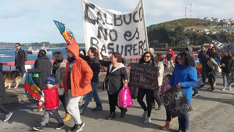 Comunidad de Calbuco sale a las calles y reitera su rechazo a la llegada del buque «Seikongen»
