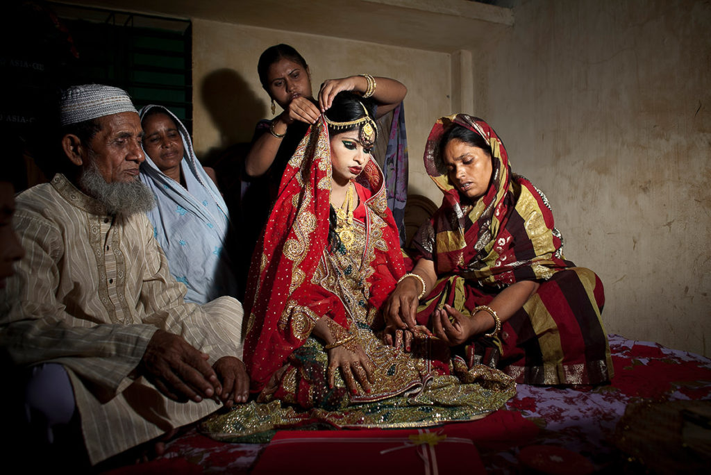 Bangladesh decidida a poner fin al matrimonio con niñas menores de edad