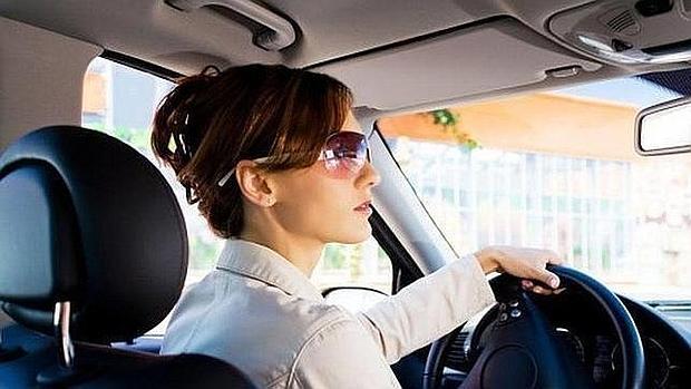 ¡Fascinante! Estudio asegura que las mujeres representan menos peligro al volante que los hombres