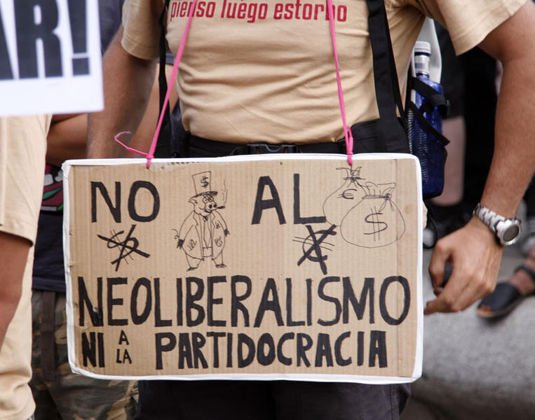 Nobel de la Paz dice que atentado contra Maduro busca crear democracias neoliberales