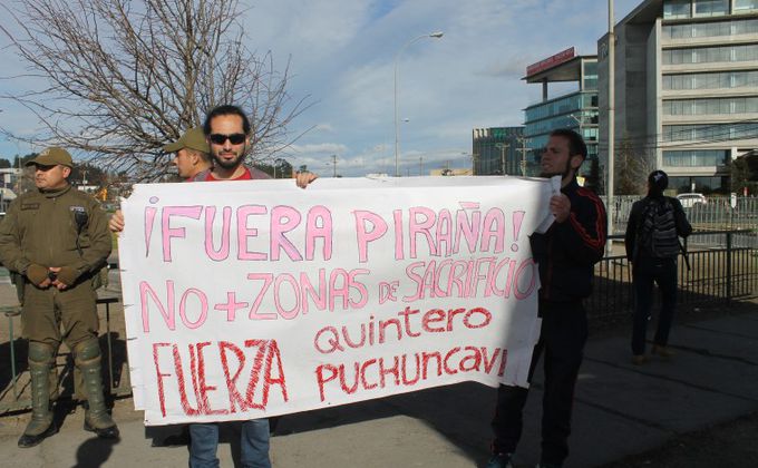 Talcahuano: Protestan por visita de Piñera al Encuentro Regional de Empresas en el Sur Activo