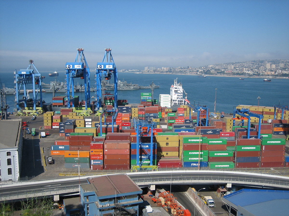 La estrategia de Sharp para reposicionar a Valparaíso como puerto
