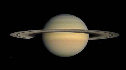 Hallan restos de combustible en una de las lunas de Saturno