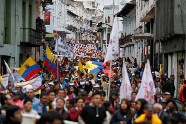Ecuatorianos marcharon en Quito contra Gobierno de Moreno