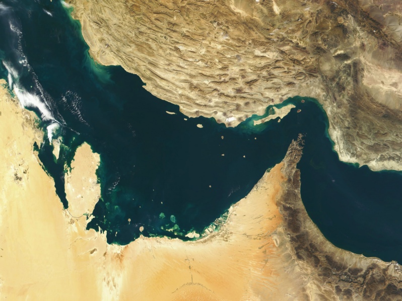 EE.UU. amenaza con controlar tráfico marino en el Golfo Pérsico