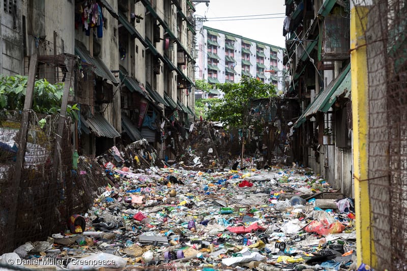 “El mundo se ahoga en su propia basura”: Greenpeace ante desolador informe del Banco Mundial