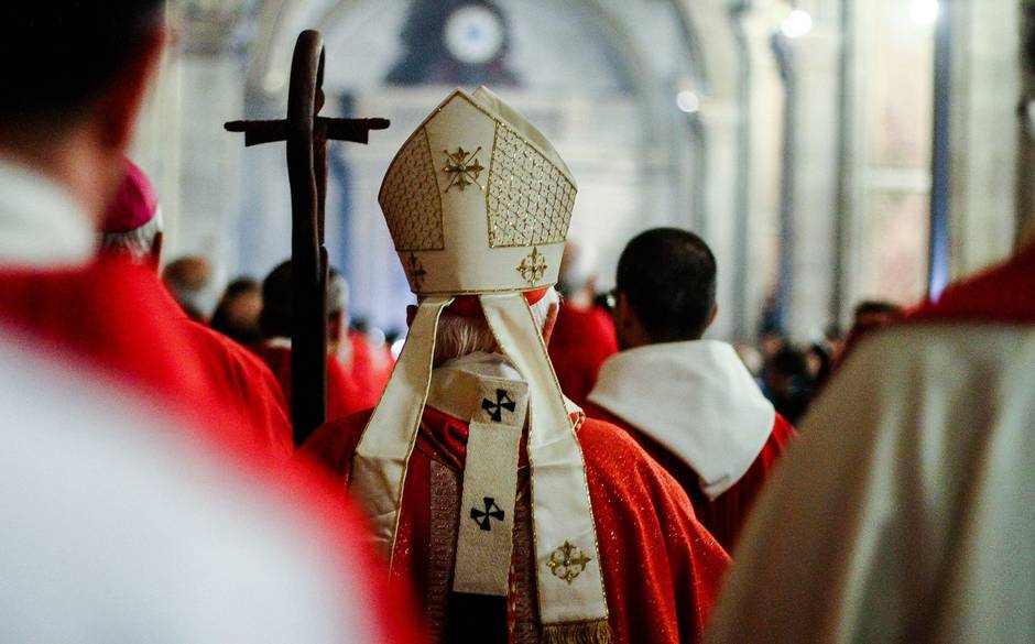 Laicos piden que sacerdotes investigados por abusos no participen en el Te Deum