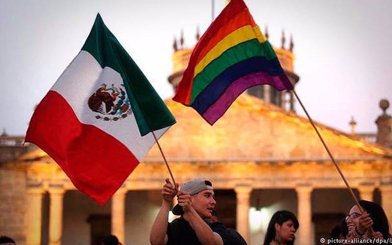 (Video) México impulsa ley para dar pensión de viudez a parejas LGBTI