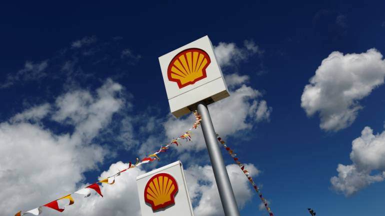Países Bajos obliga a petrolera Shell a reducir sus emisiones de carbono en un 45%