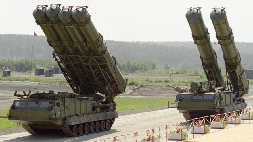 Exministro de Defensa dice que Irán tiene misiles más precisos que los S-300 rusos