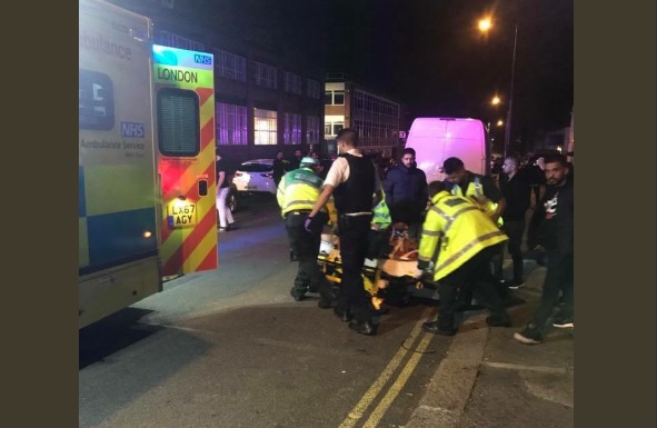 Según testigos: Radicales atropellaron a musulmanes en Londres y huyeron del lugar
