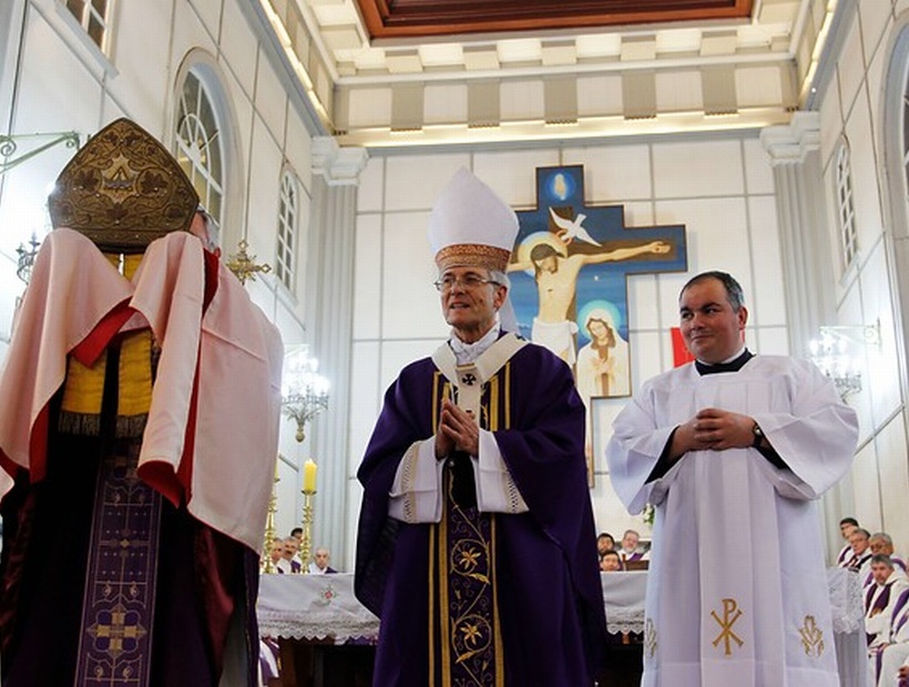 Acusan al Arzobispado de Puerto Montt de encubrir abusos de ex sacerdote Víctor Guerrero