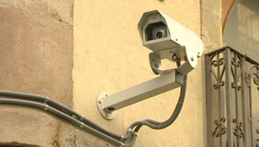 Seguridad de los tres órdenes de gobierno retira cámaras «parásitas» en Centro de Puebla