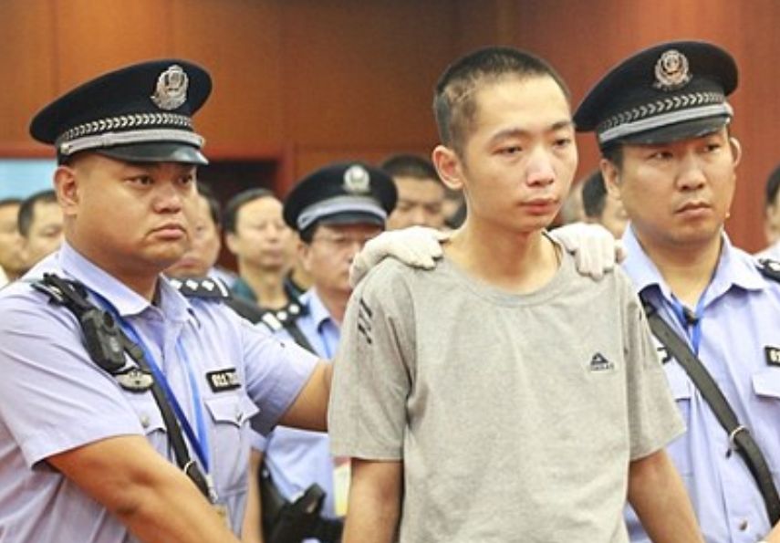 China ejecutó al hombre que mató a nueve escolares en abril