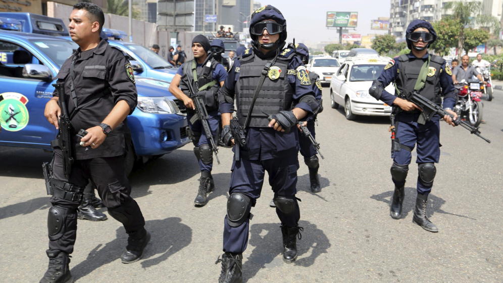 Fuerzas de seguridad de Egipto toman embajada de estadounidense