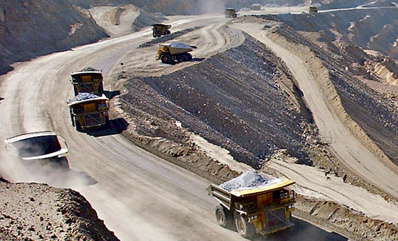 Funcionarios de Sernageomin apuntan a directivos por irregularidades en fiscalización a mineras