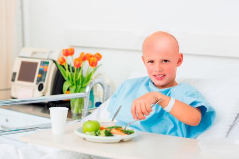 Restaurante en Brasil ofrece menús especiales para niños con cáncer