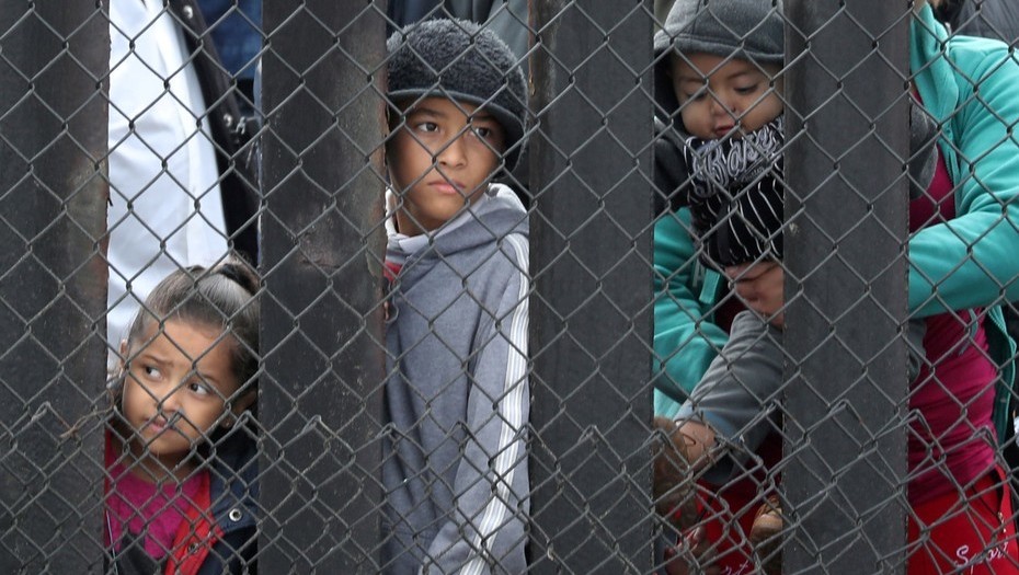 Trump quiere ampliar el plazo para detención de menores inmigrantes