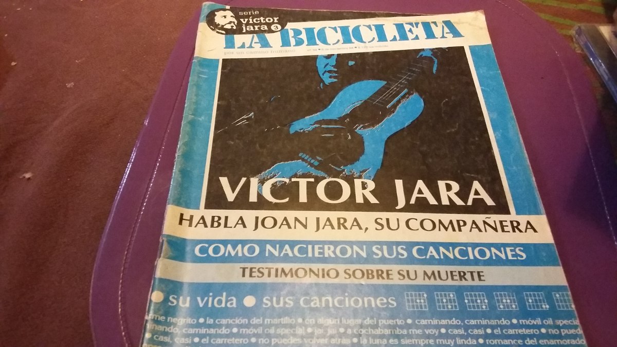 Histórico: Reeditan edición especial de Revista La Bicicleta sobre Víctor Jara