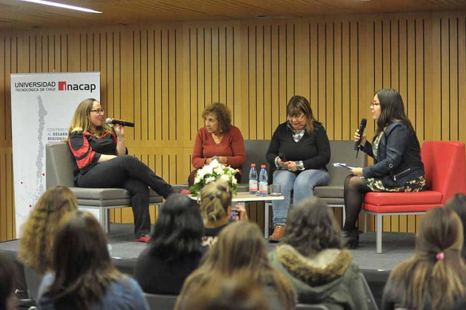 Conversatorio abordó la participación de la mujer en el mundo sindical