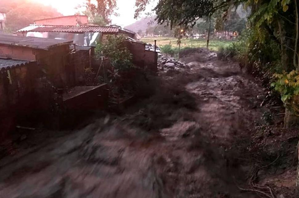 Tres campesinos desaparecidos por creciente súbita de una quebrada en Antioquia