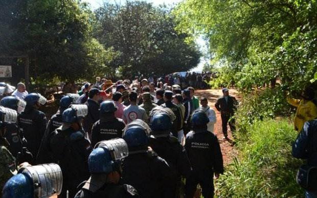 Campesinos formalizan denuncias contra colonos brasileños y policías represores