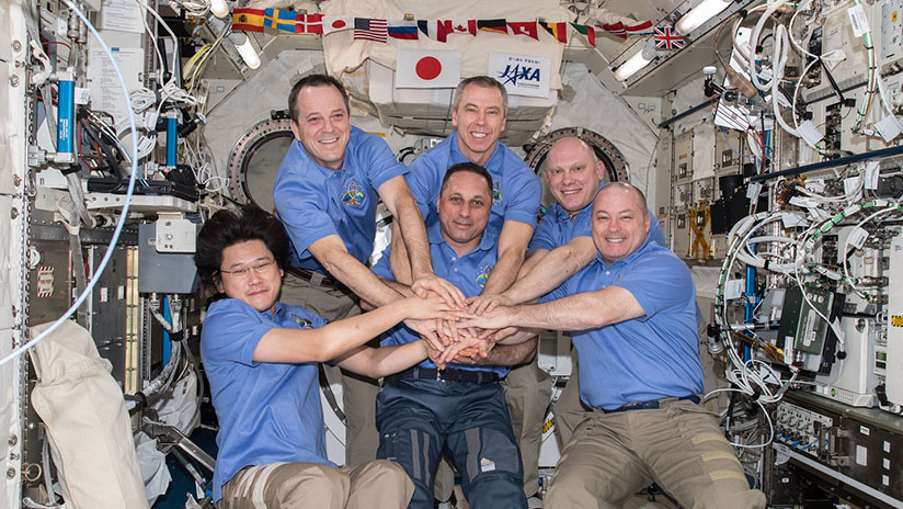 (Video) Tres astronautas regresan a la tierra en la nave Soyuz MS-08