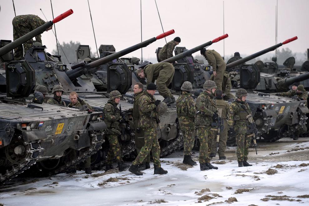 Biden congela la retirada de las tropas de Alemania y anuncia un reajuste de la política exterior
