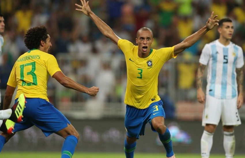 Brasil liquidó el «Superclásico de las Américas» con un gol de último minuto