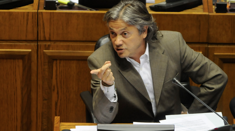 Bolsonaro´s Law : Chilean Senator proposes Bill to penalise candidates spreading Fake News  