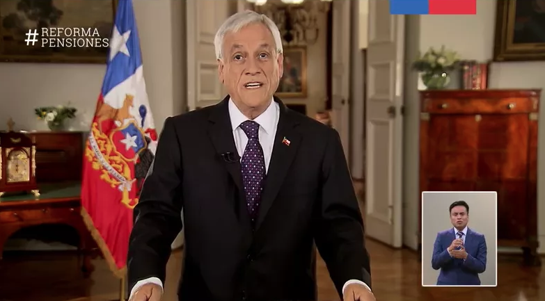 Dedo para abajo de la oposición a reforma previsional de Piñera: “Perpetúa una calidad de vida indigna en la vejez”