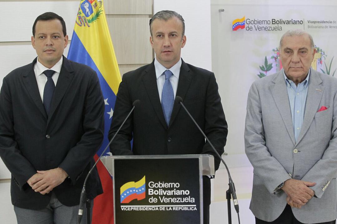 Gobierno y Air Europa acuerdan realizar operaciones con petros e impulsar potencial turístico venezolano