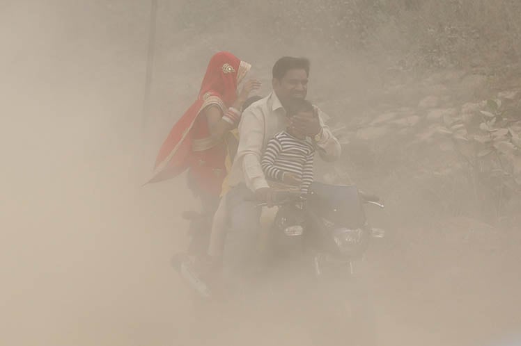 La India con el mayor número de niños que dejan de respirar por contaminación del aire