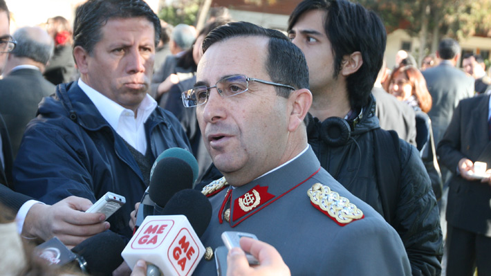 Jefe del Estado Mayor renuncia al Ejército tras ser procesado por fraude al Fisco