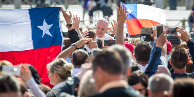 Casi 200 empresas financiaron la visita del Papa Francisco a Chile: Todas obtuvieron beneficios tributarios