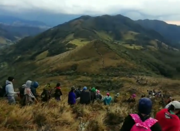 (Video) Enfrentamientos entre indígenas dejan un centenar de heridos en el Cauca