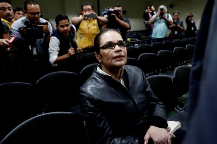 Condenan a 15 años de cárcel a exvicepresidenta de Guatemala