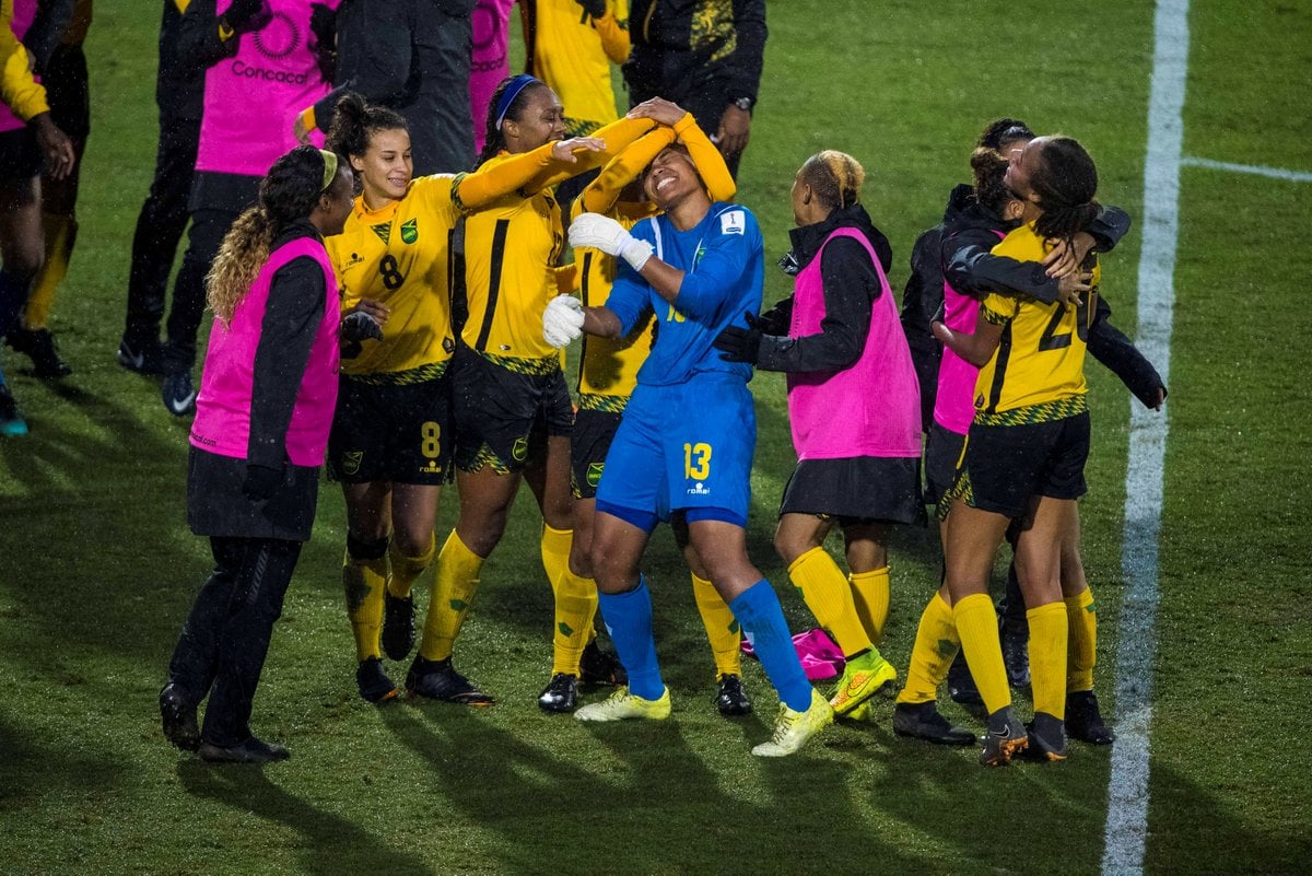 Jamaica clasifica por primera vez a un Mundial de Fútbol Femenino