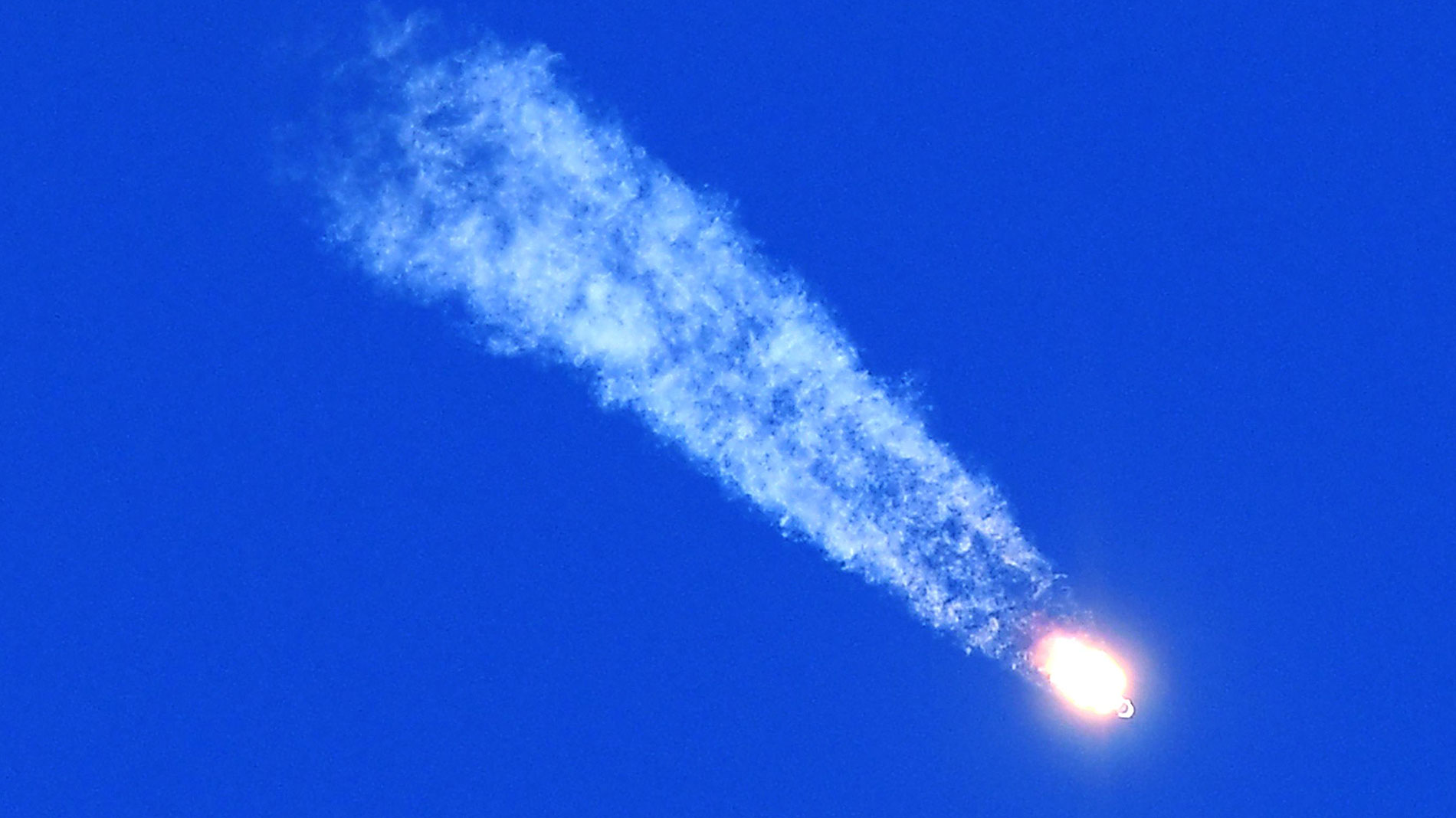 La tripulación del Soyuz tomó la decisión de eyectarse de la cápsula