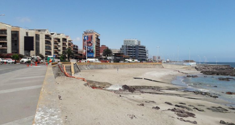 Crisis ambiental: Aguas Antofagasta arroja aguas servidas al mar para combatir emergencia sanitaria