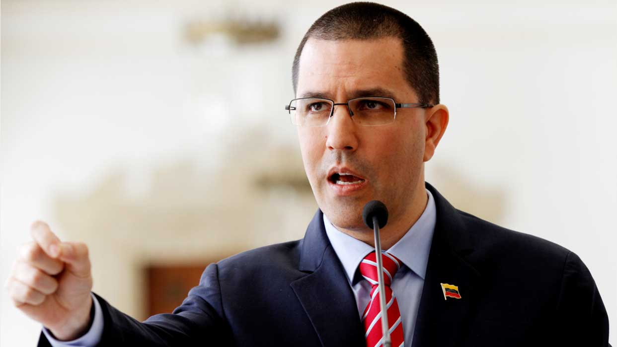 Canciller Jorge Arreaza afirma que los venezolanos que se fueron, lo hicieron engañados