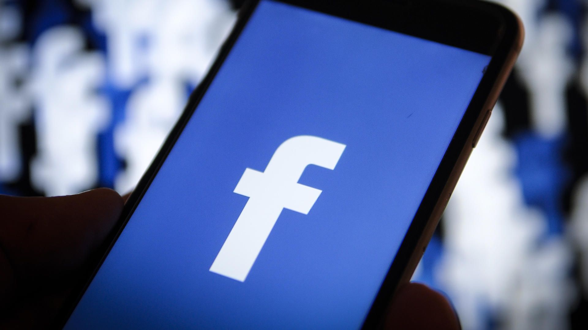 Ante elecciones en EE.UU.: Facebook eliminó más de 800 páginas por «confundir a la gente»