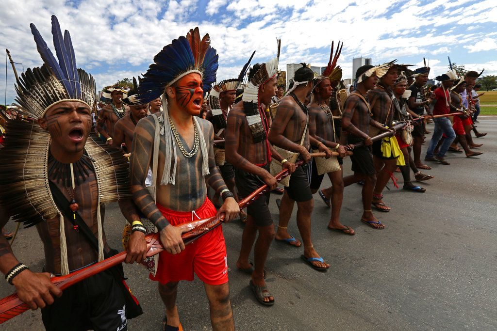 Cuatro acciones violentas contra comunidades indígenas brasileñas