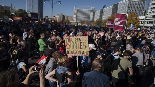 Marcha en Alemania se realiza contra la exclusión y la xenofobia