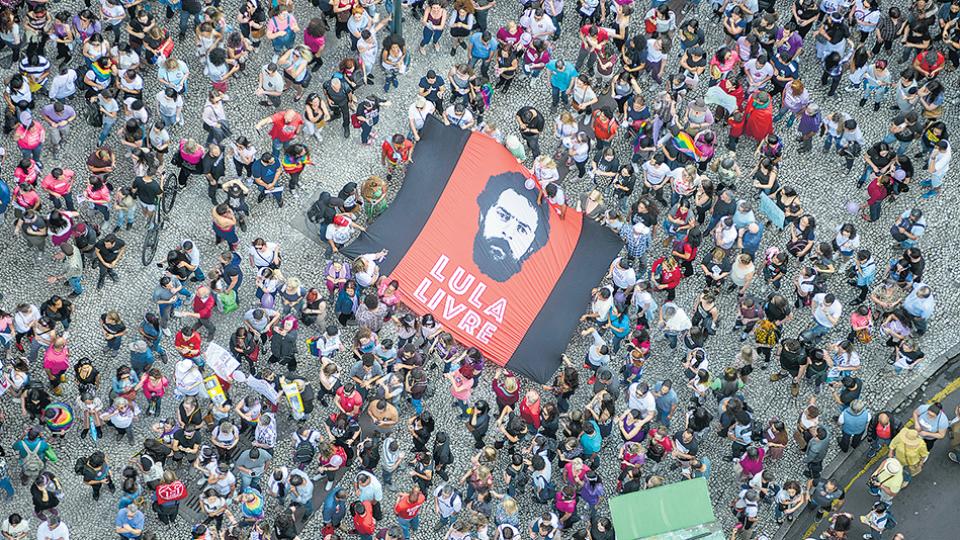 Organizaciones crean comité internacional para defender la libertad de Lula