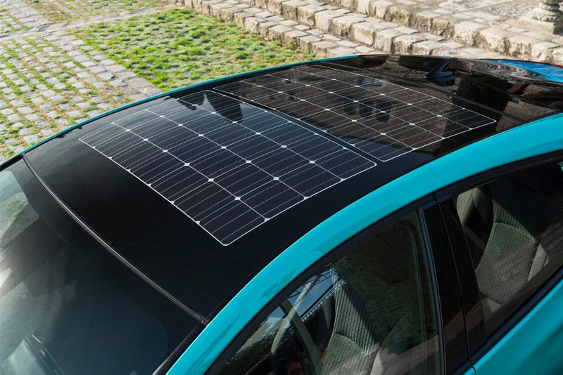 Hyundai y Kia presentan techos solares para cargar los autos eléctricos a partir de 2019