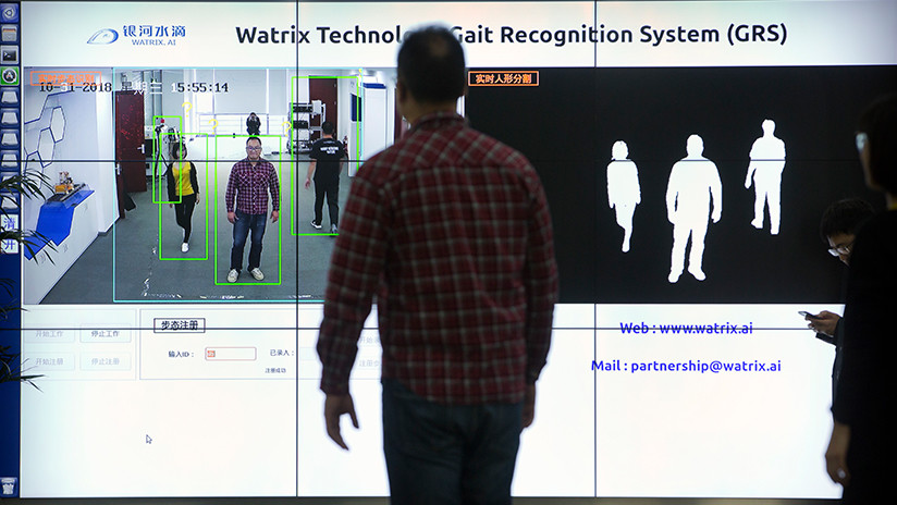 Crean sistema de vigilancia capaz de identificar a las personas por su manera de caminar